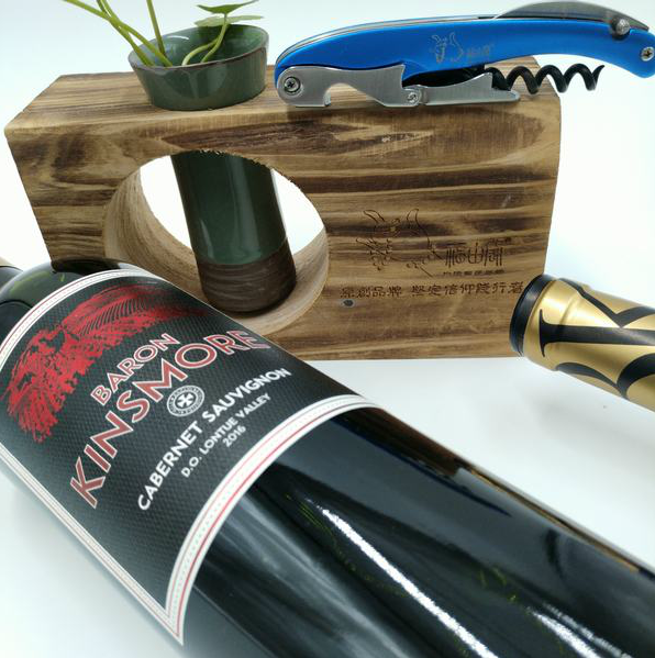 京仕伯男爵赤霞珠干红葡萄酒baron kinsmore